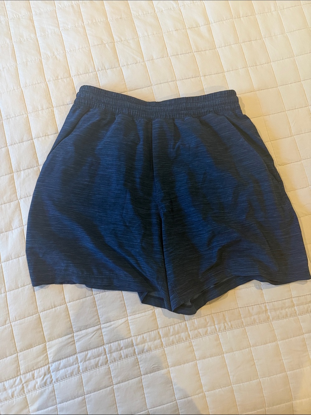 lululemon athletica Men's Dark Navy Lightweight Athletic Shorts 5in inseam